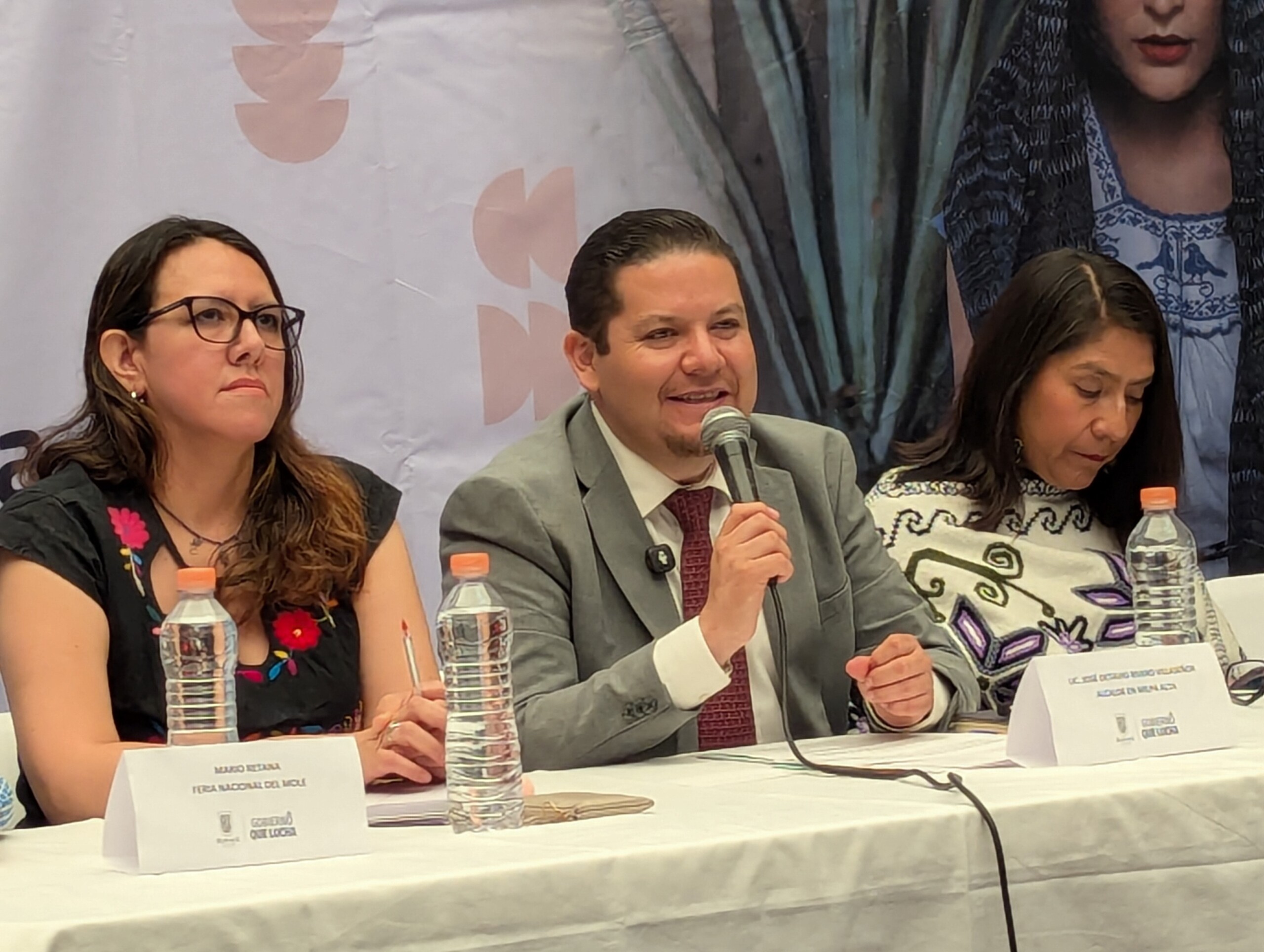 botellas Mane ‘n Tail